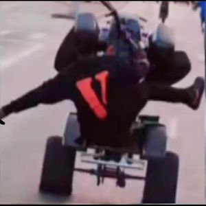 Meet your Posher, Phillip